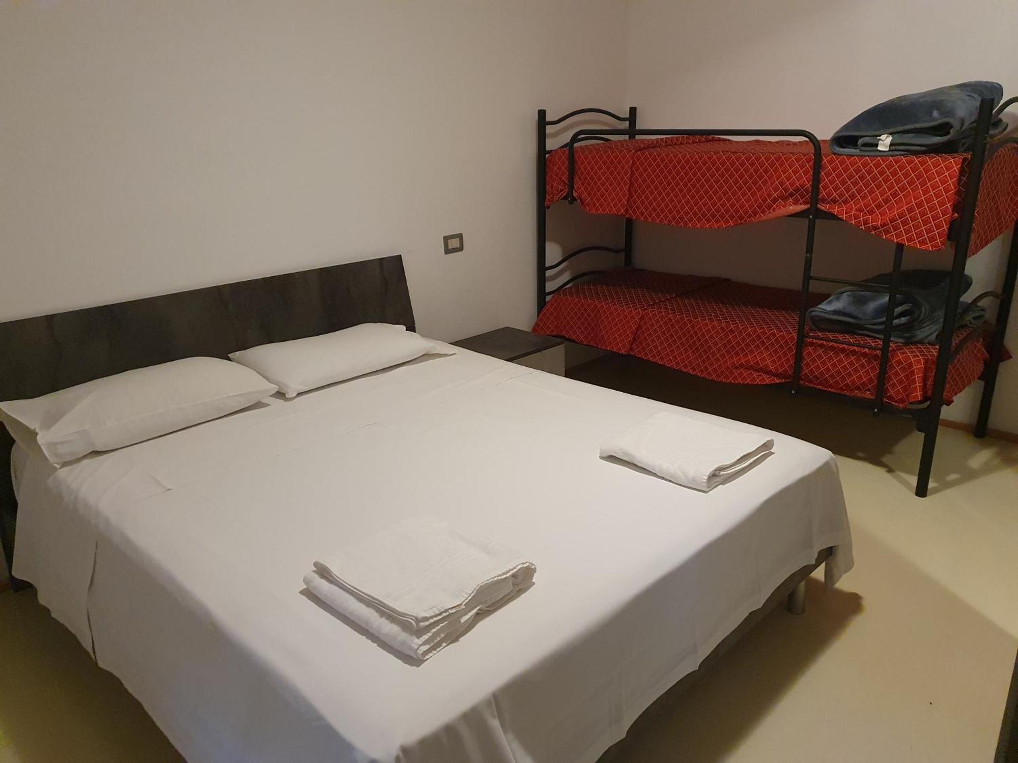 Apartment Frank 48 Rom