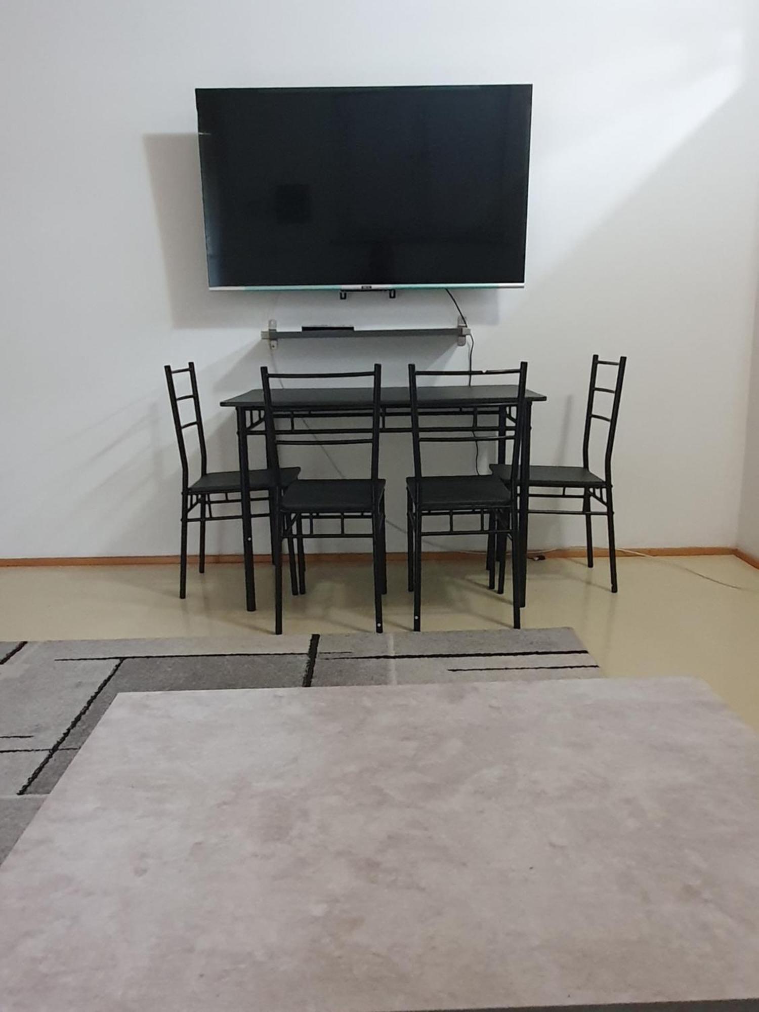 Frank 48 Apartment